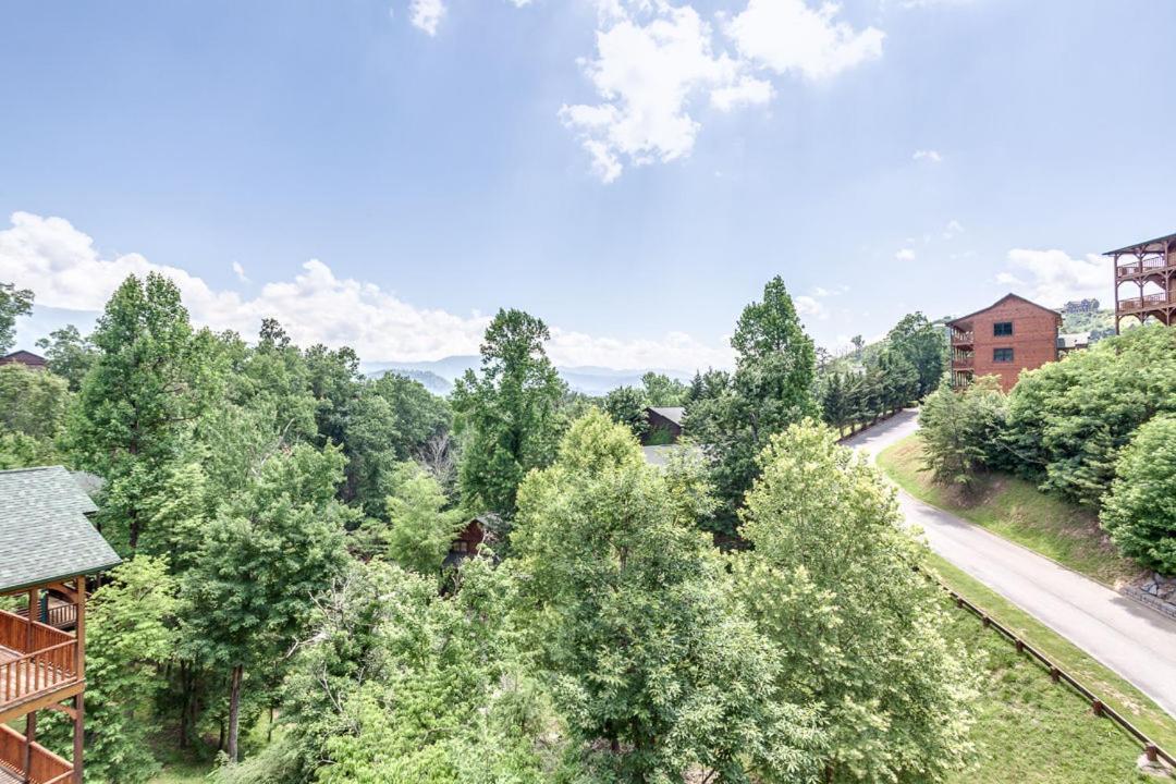 Gatlinburg Cabin With Private Hot Tub By Staycating Buitenkant foto